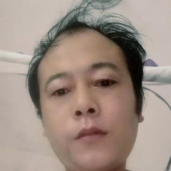 御姐泪了懦弱的照片