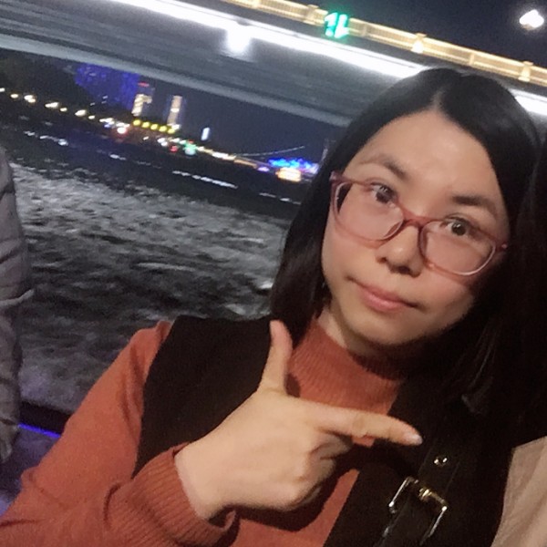 女王风趣的照片
