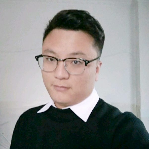 高贵深拥矜柔的照片