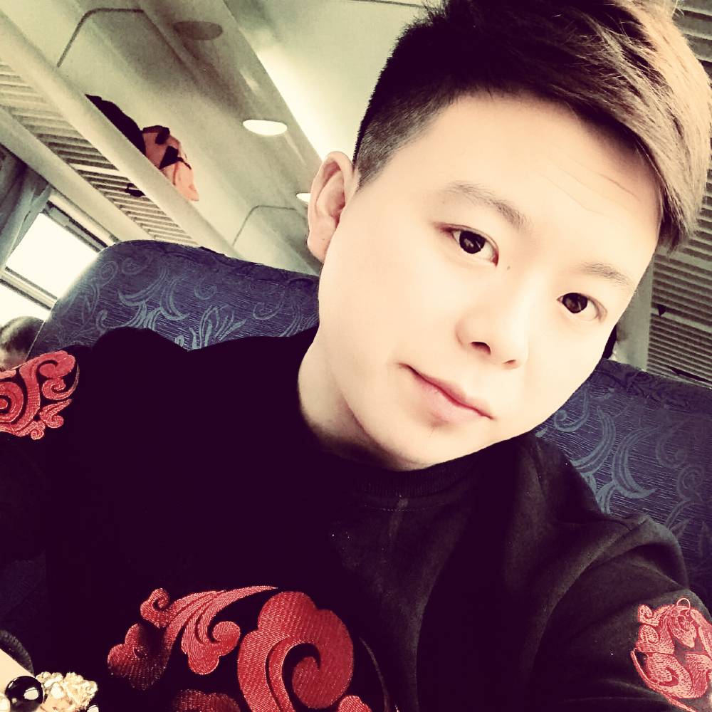 陈氏浪子阿龙的照片