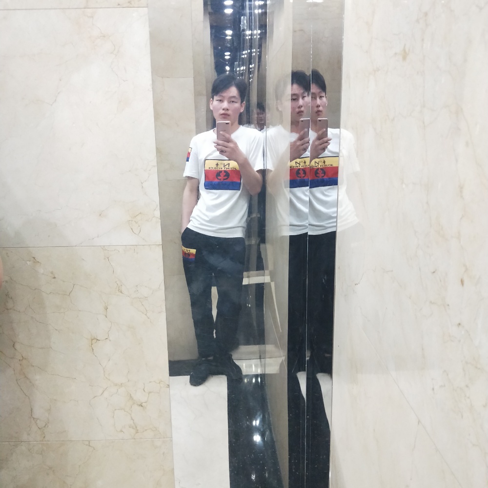 张济飞的照片