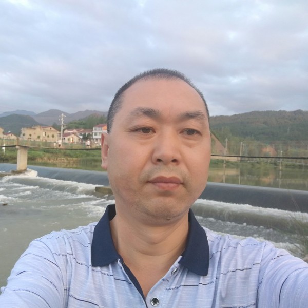 阳春飞雪的照片