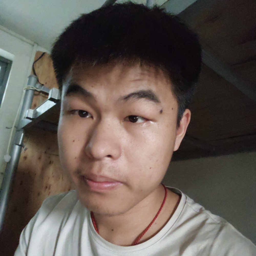 大山机智的照片