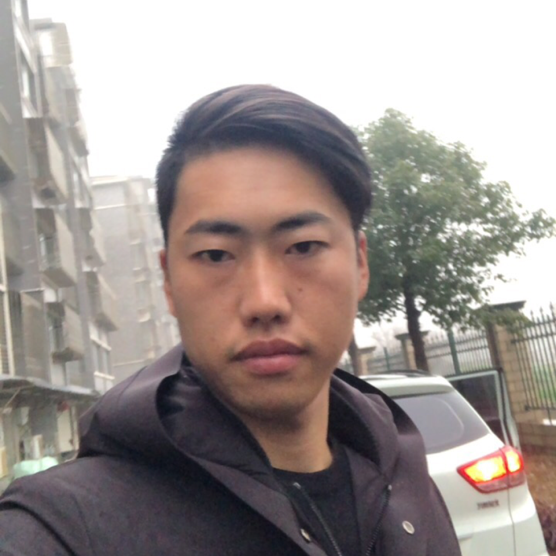 明亮遇見碧影的照片