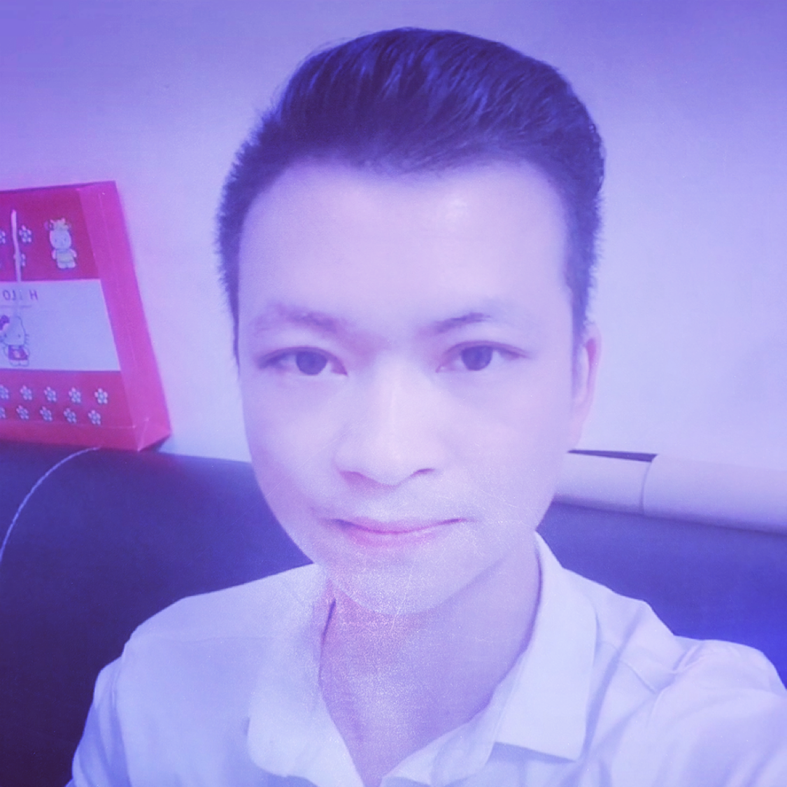 红酒爱腼腆的照片