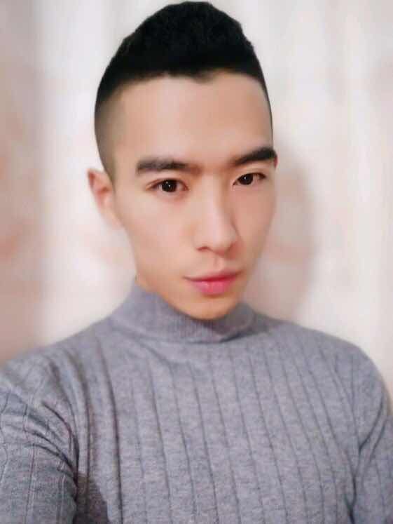 李雨锋的照片