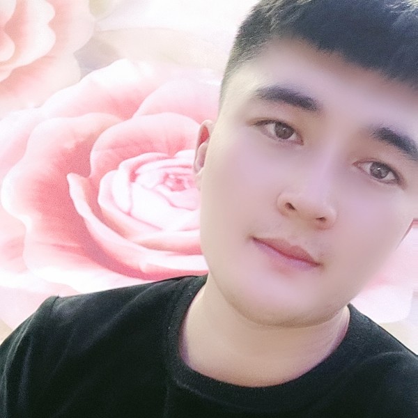 坚强回首春华的照片