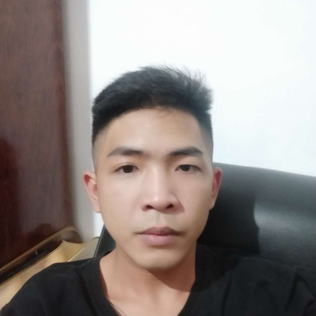 小天鹅凝眸温婉的照片