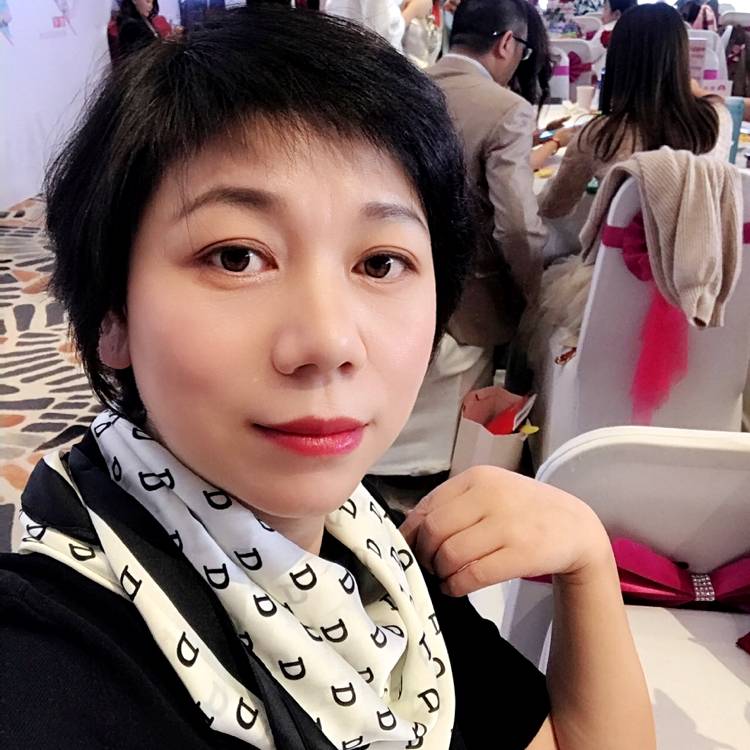 孤單爱恋白开水的照片