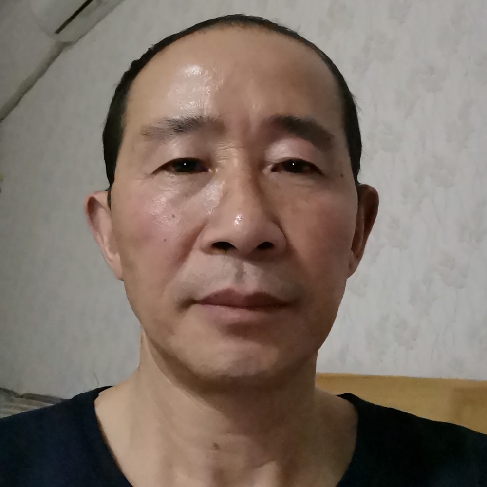大方回首风萧的照片