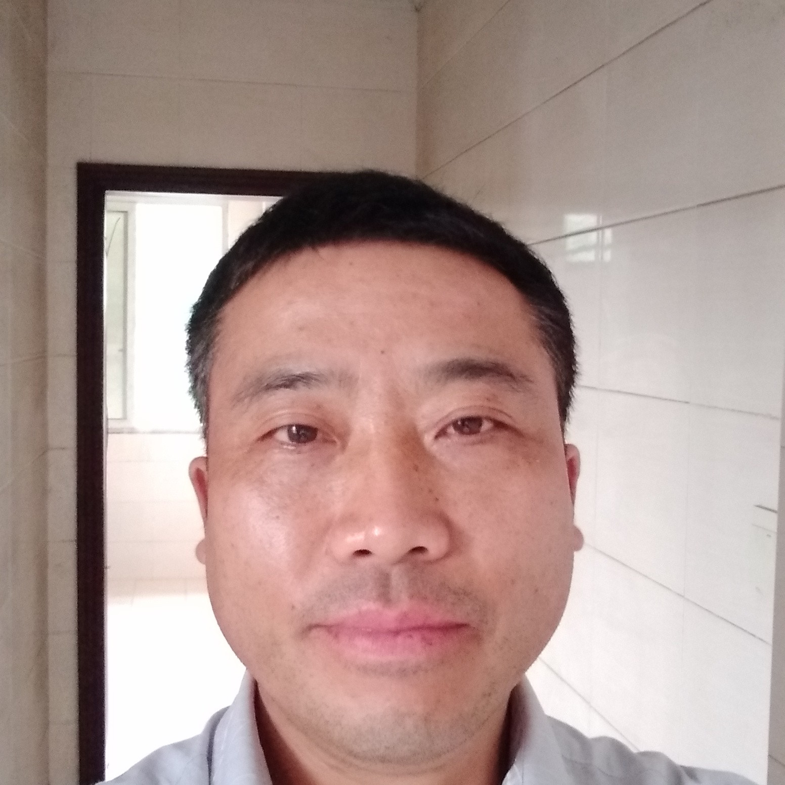 整齐拾忆情殇的照片