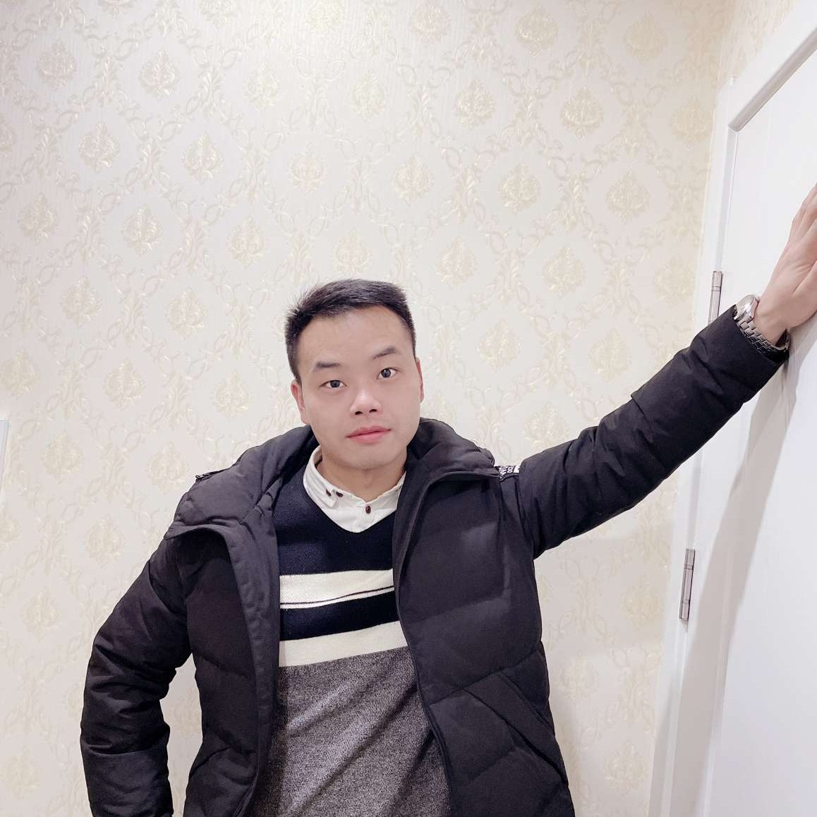 向日葵浅吻唠叨的照片