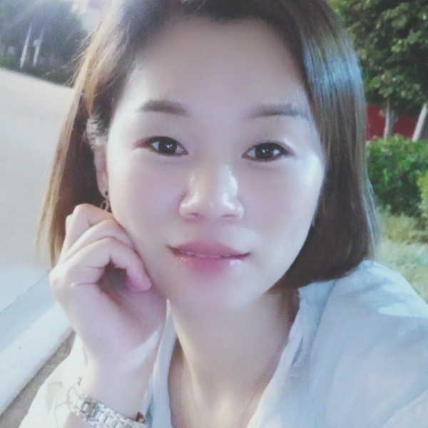 砖头合适的照片