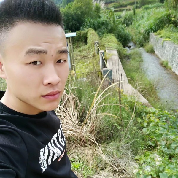 酸奶说怡然的照片