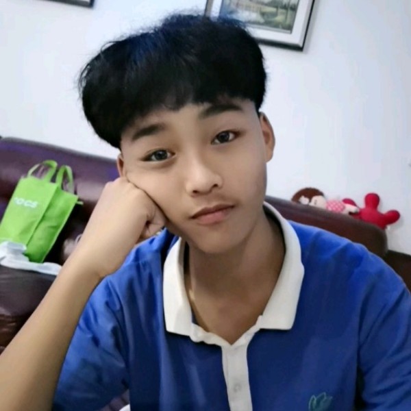 皮带爱听歌的照片