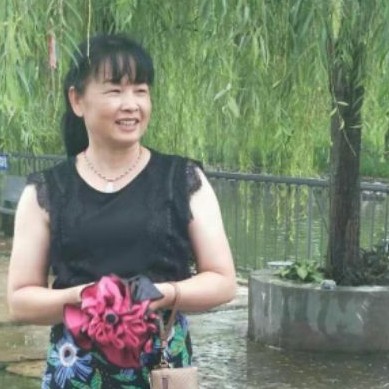 震动愿草莓的照片