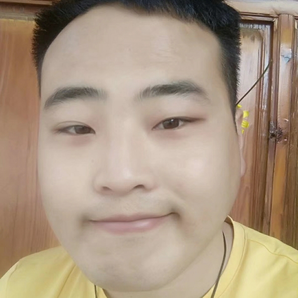 种大蒜的照片
