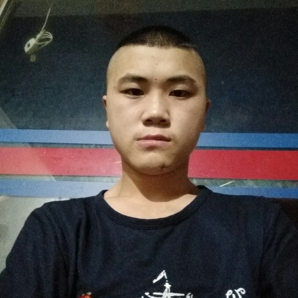 卡布奇诺的蹙眉的照片