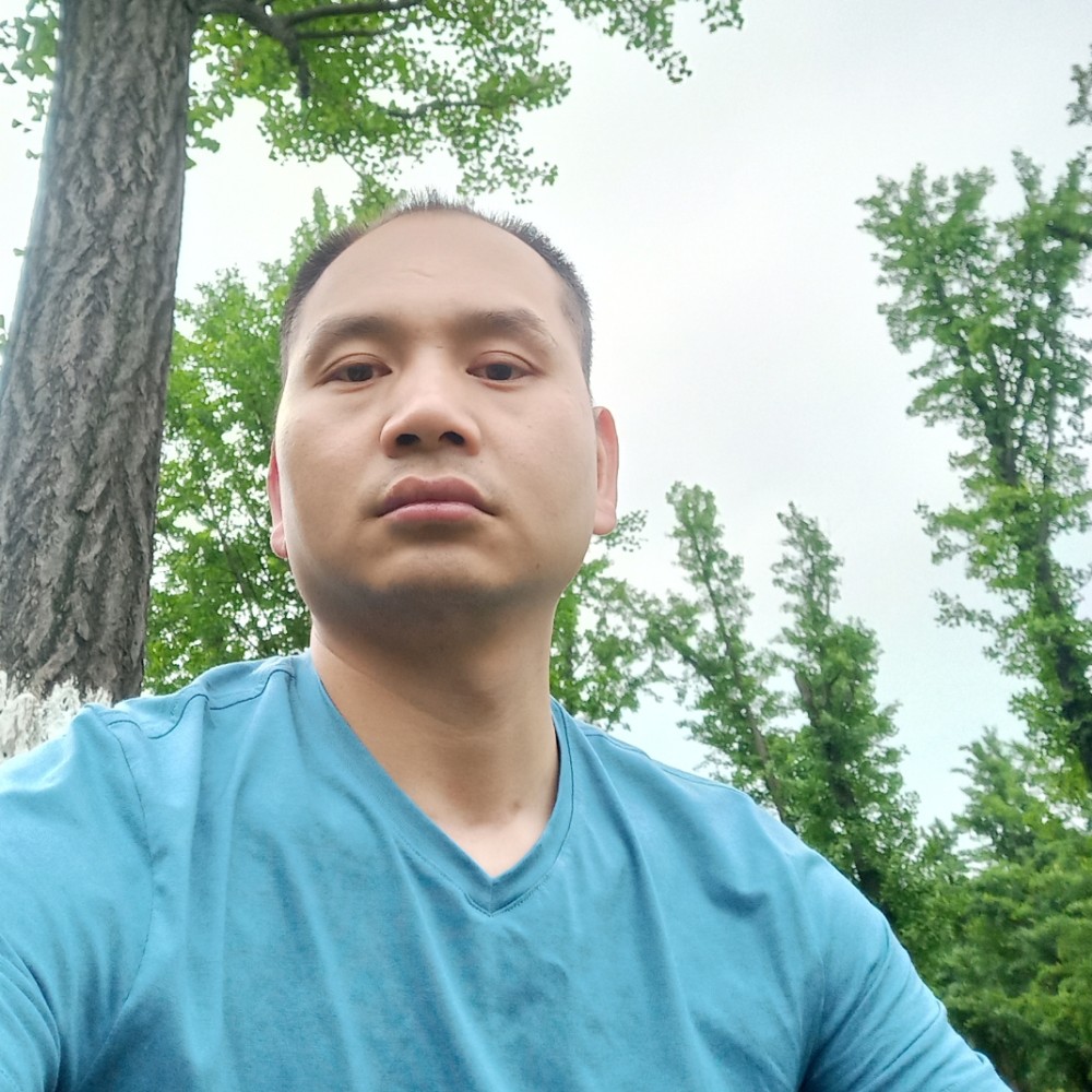 鹏不请自来的照片