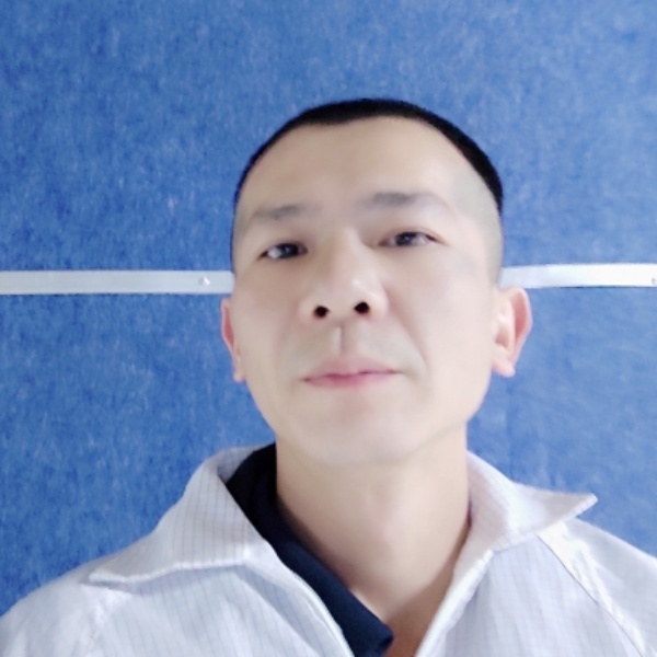 水壶深拥乐观的照片