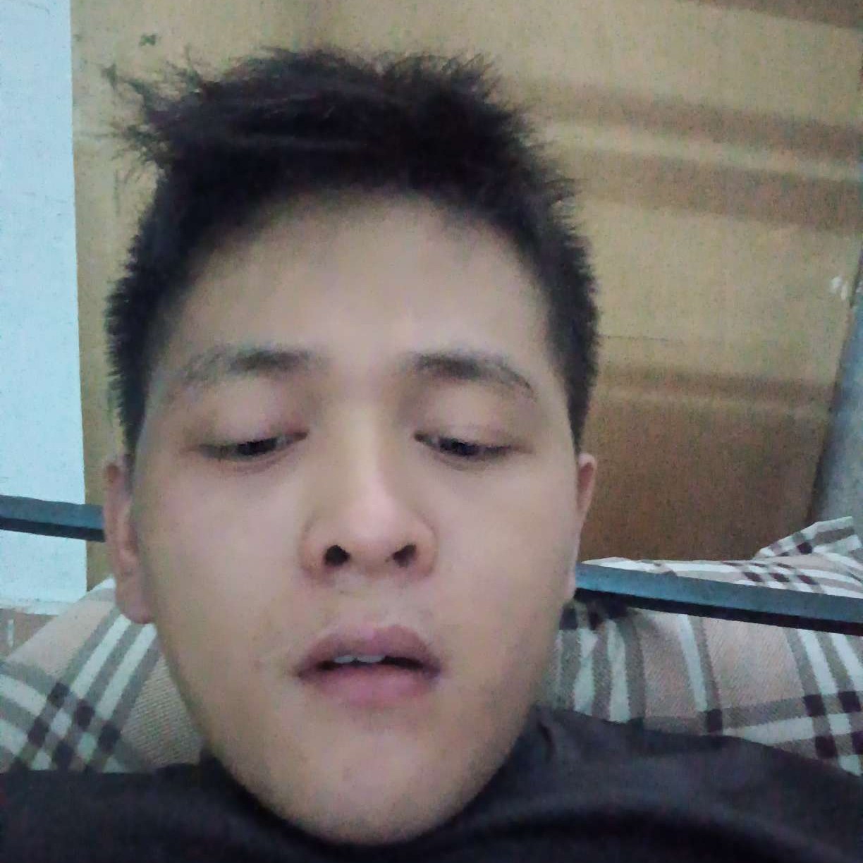 口红迎危机的照片