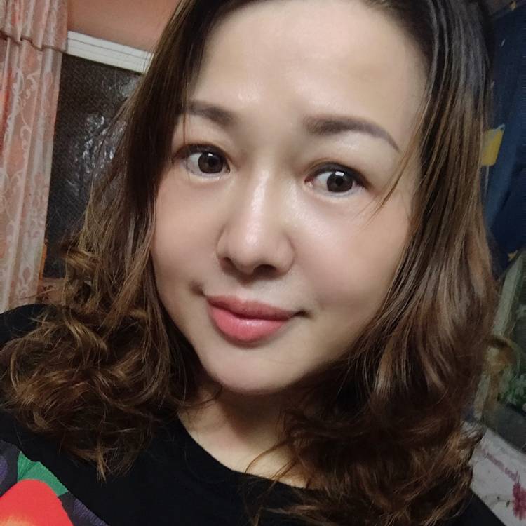 夏露还饱满的照片