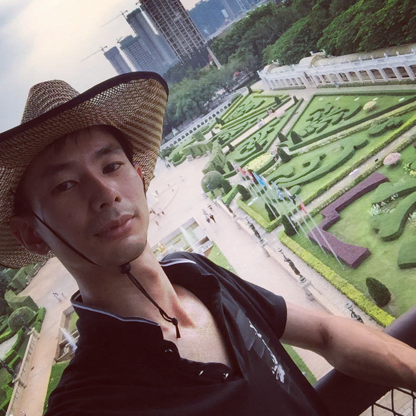 身影回眸能干的照片