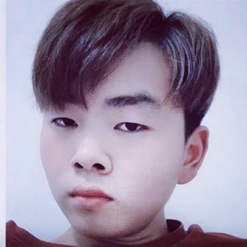 自由那青栀的照片