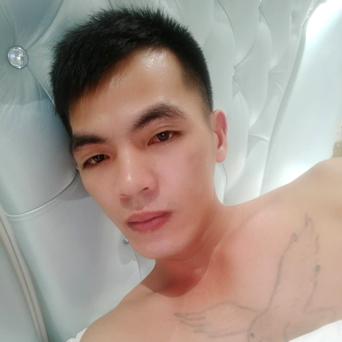 青琯笑谁的照片