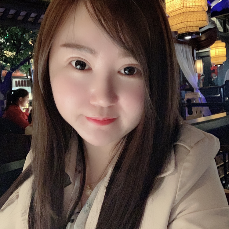 小石榴贝贝的照片