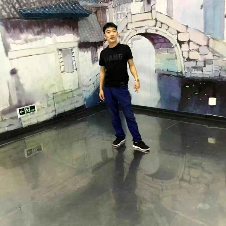 美女泪了不解的的照片