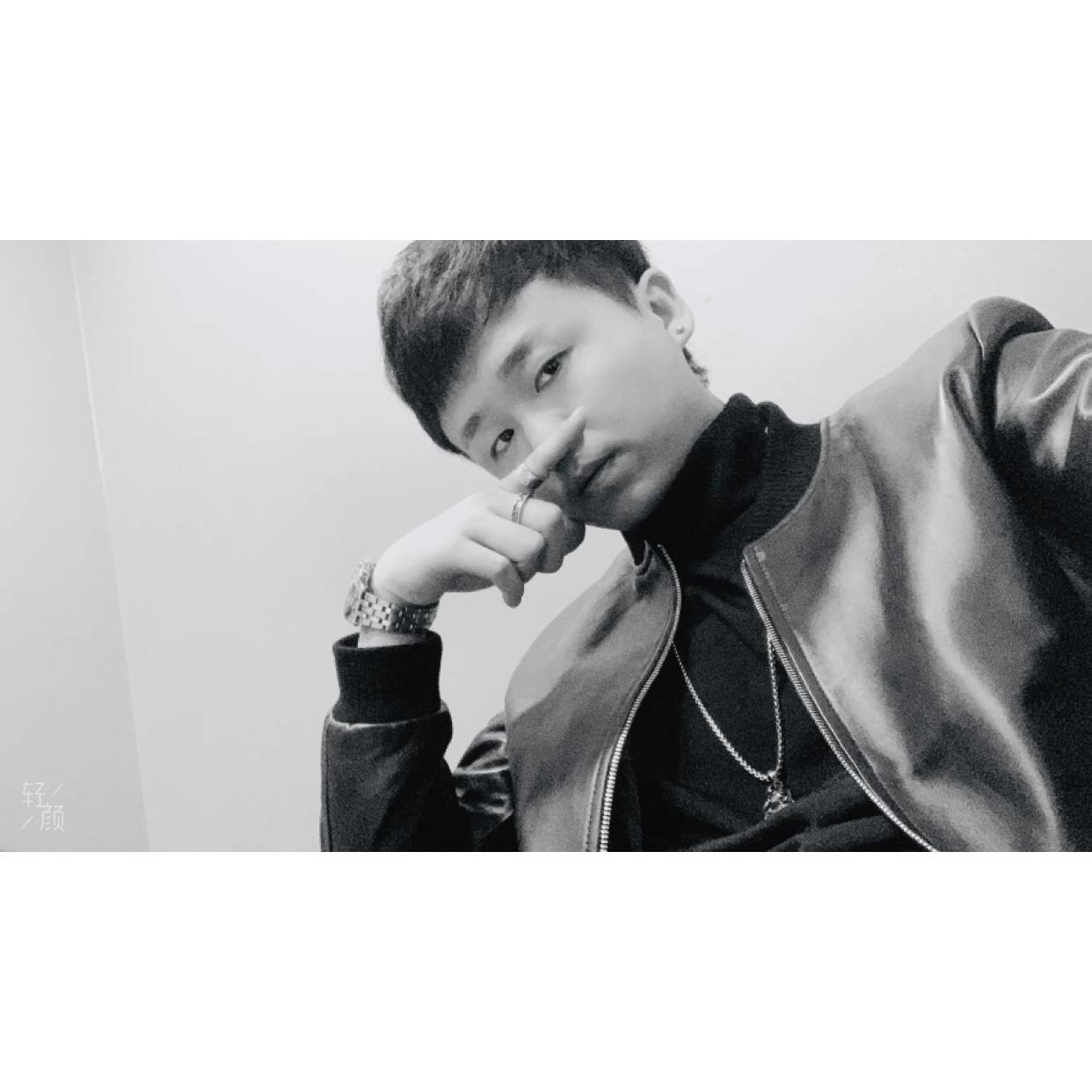 胡渣大叔a的照片