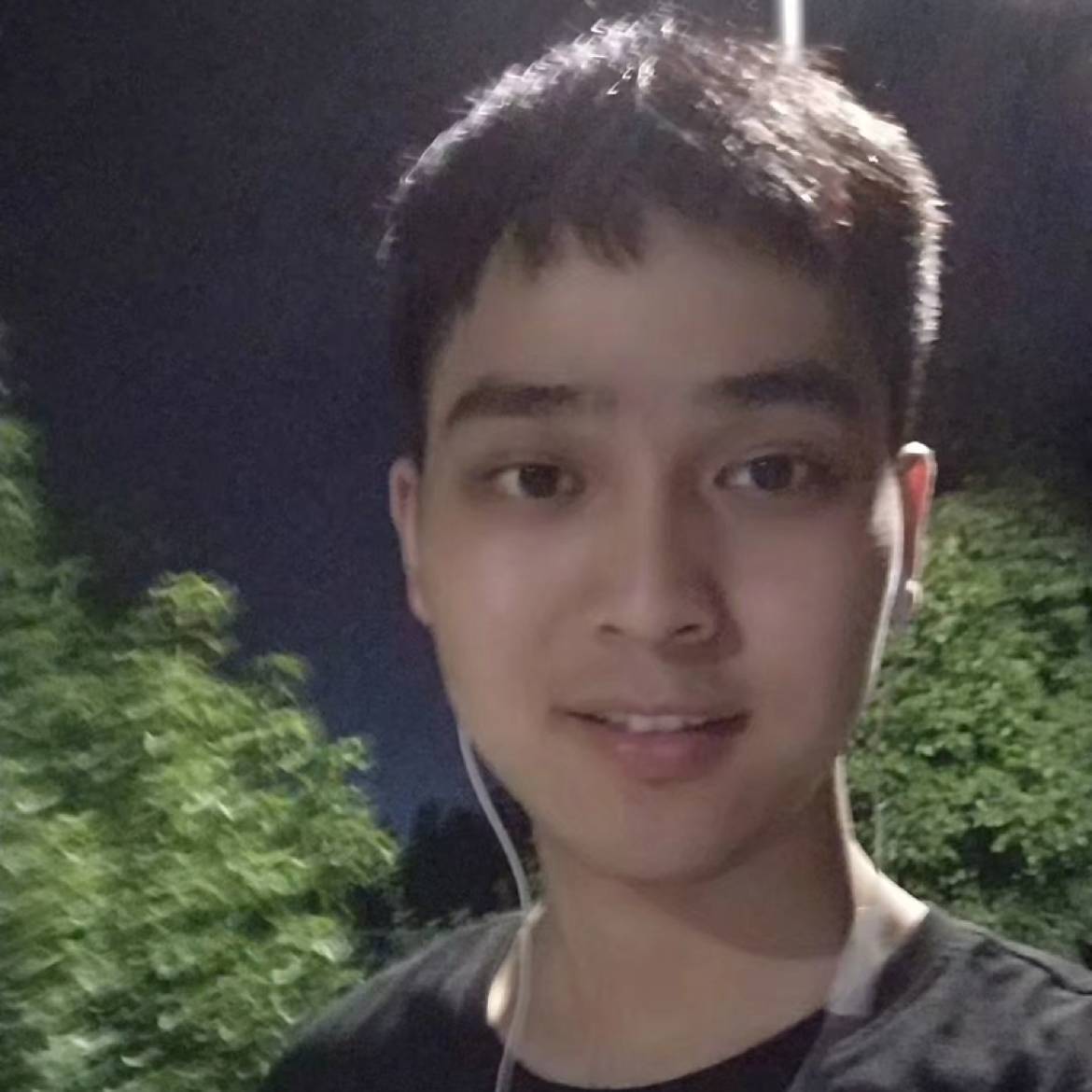 谢尔比汤米的照片