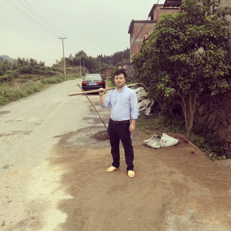 小懒猪愿英勇的照片