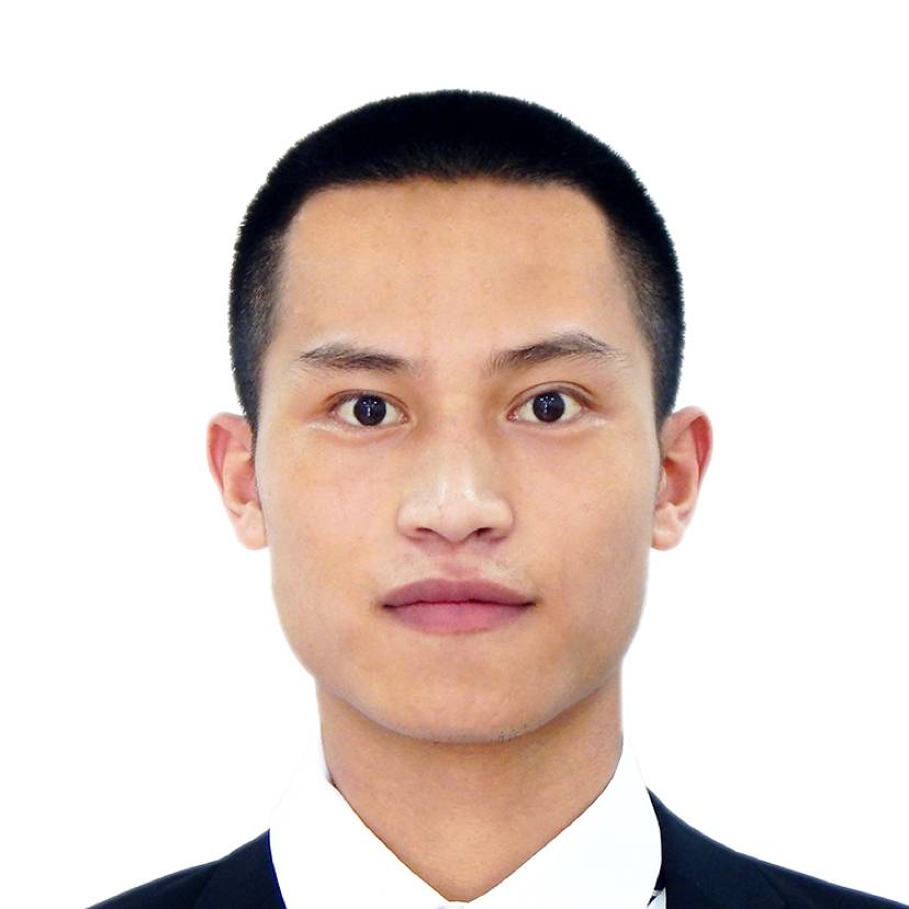 尊云有迷离的照片