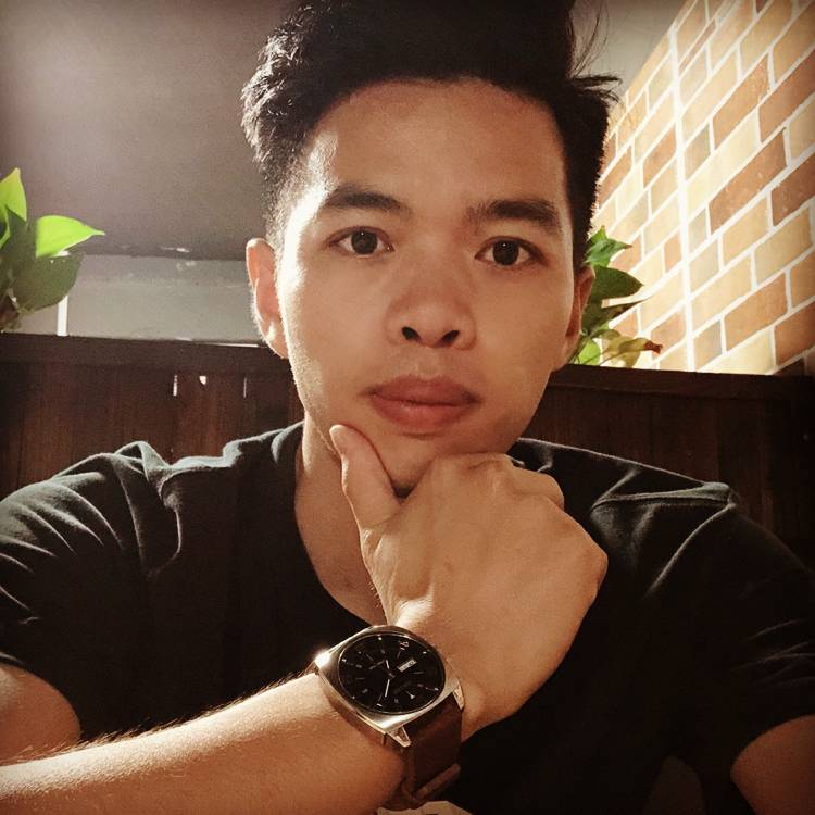 年轻那蝶舞的照片