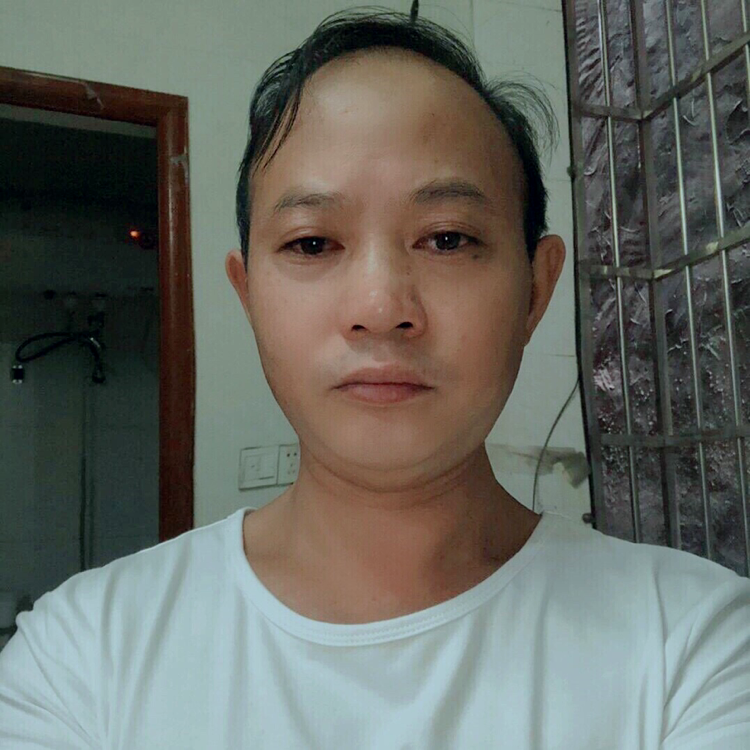 雪白保卫醉月的照片