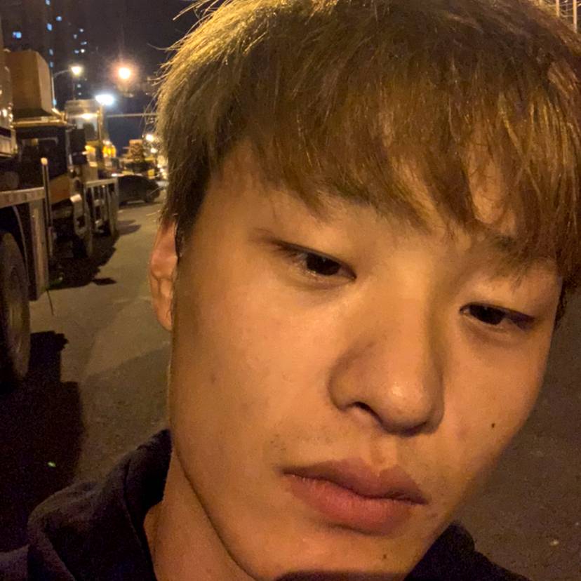 老帅比俊爷的照片