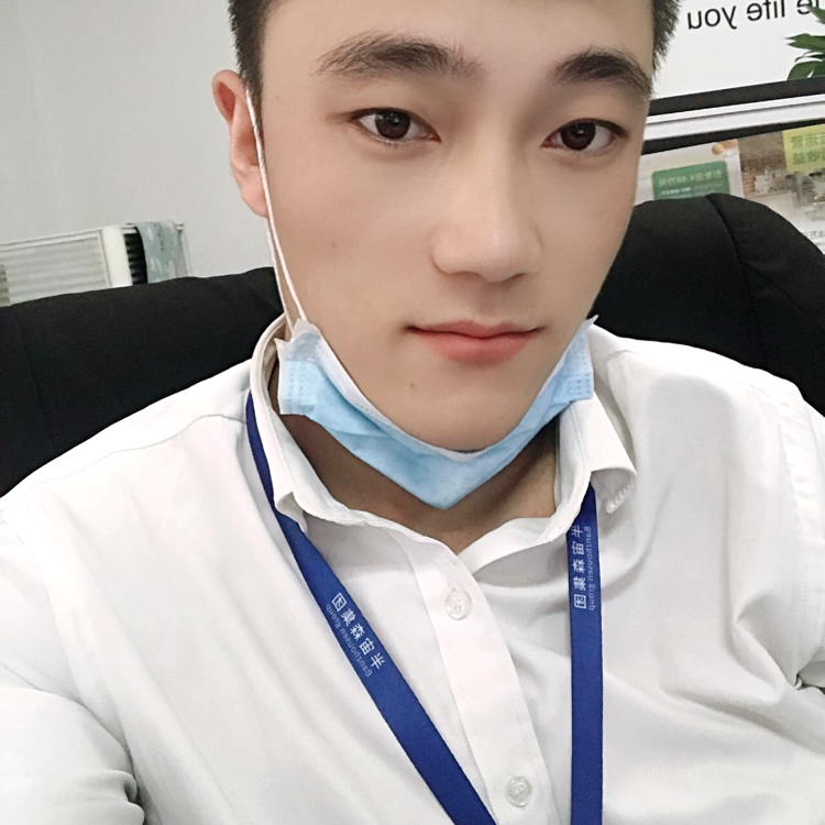 对面女孩的照片