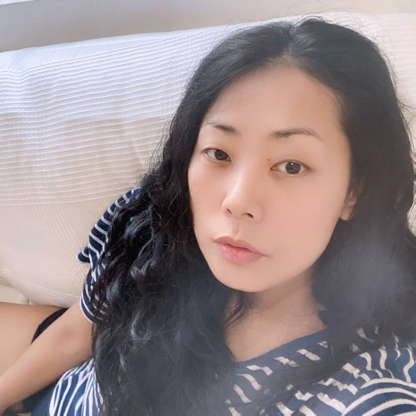 V V小姐的照片