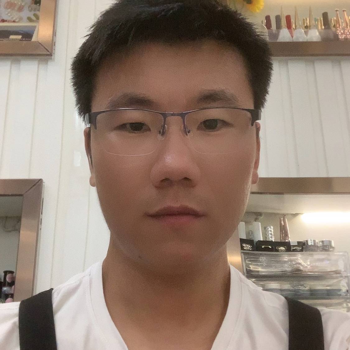 美甲师小毛哥的照片