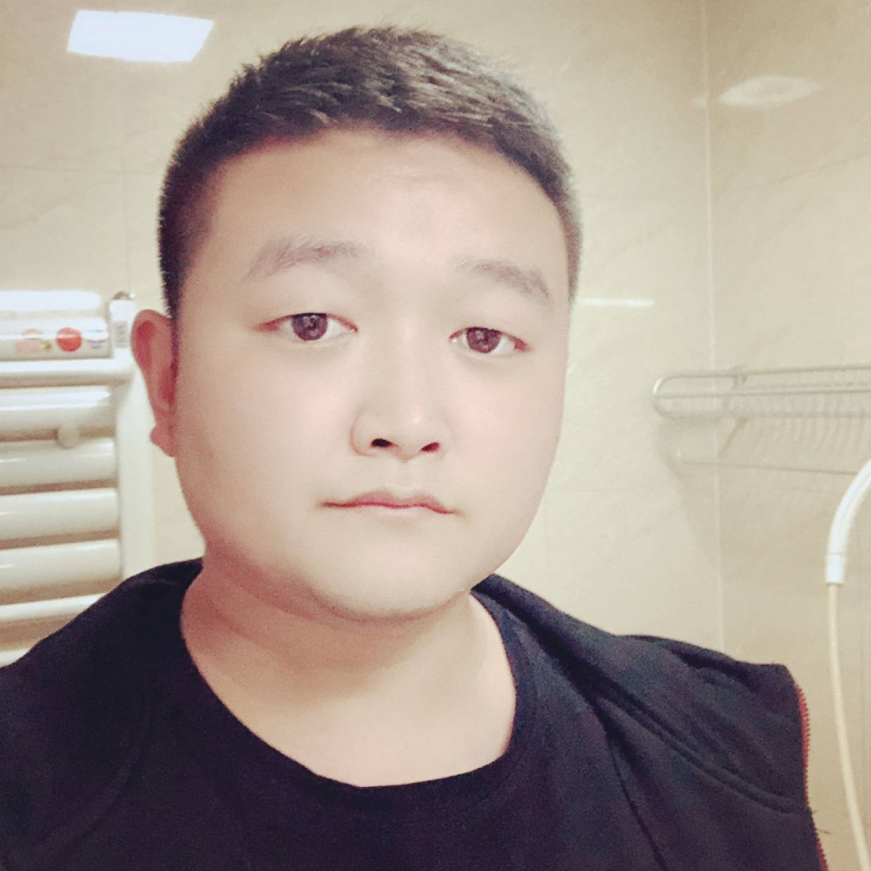 孤心向安静的照片
