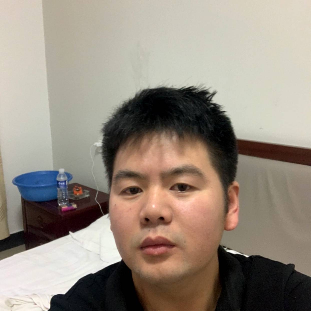 嗯哼哈哈哈哈的照片