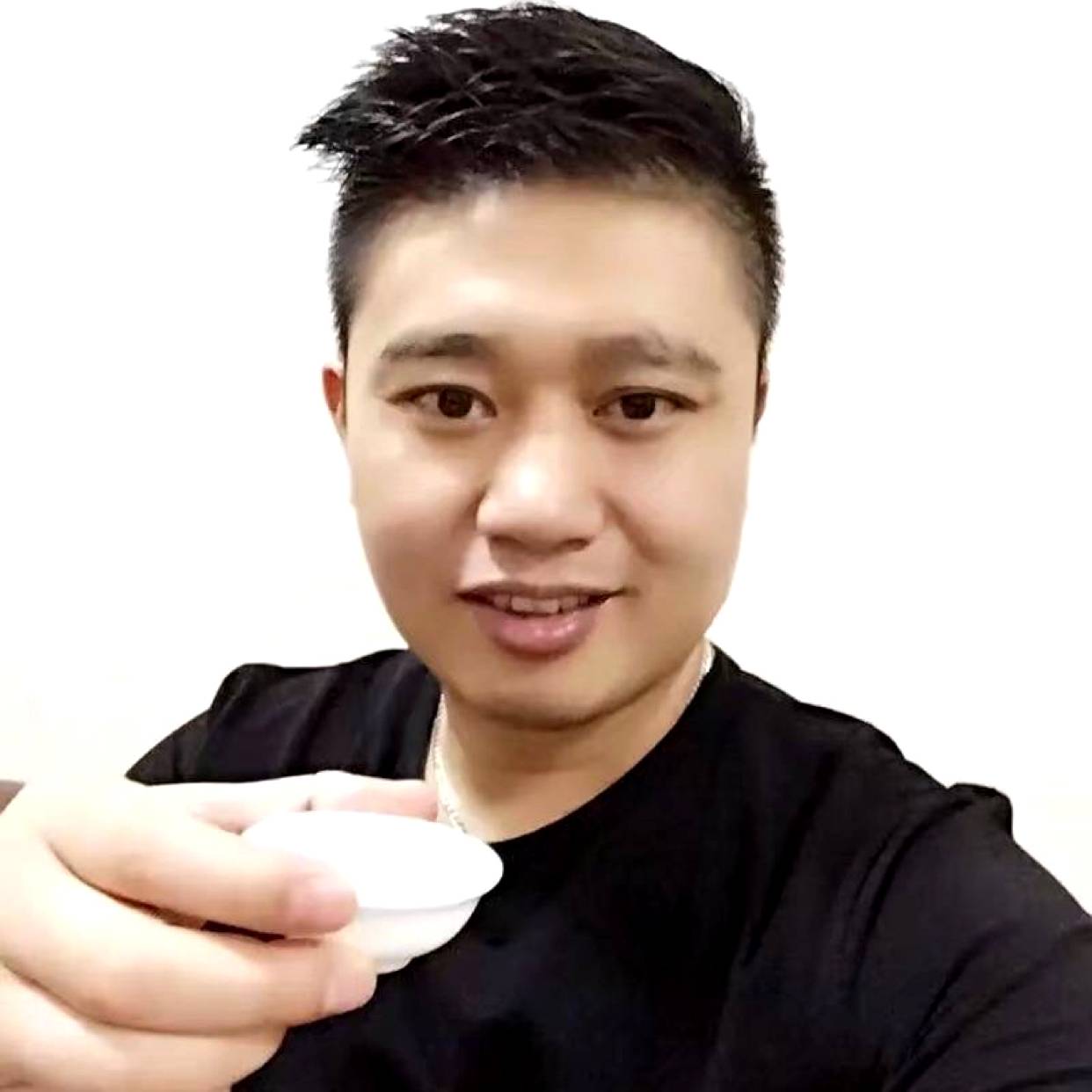冷血明少的照片