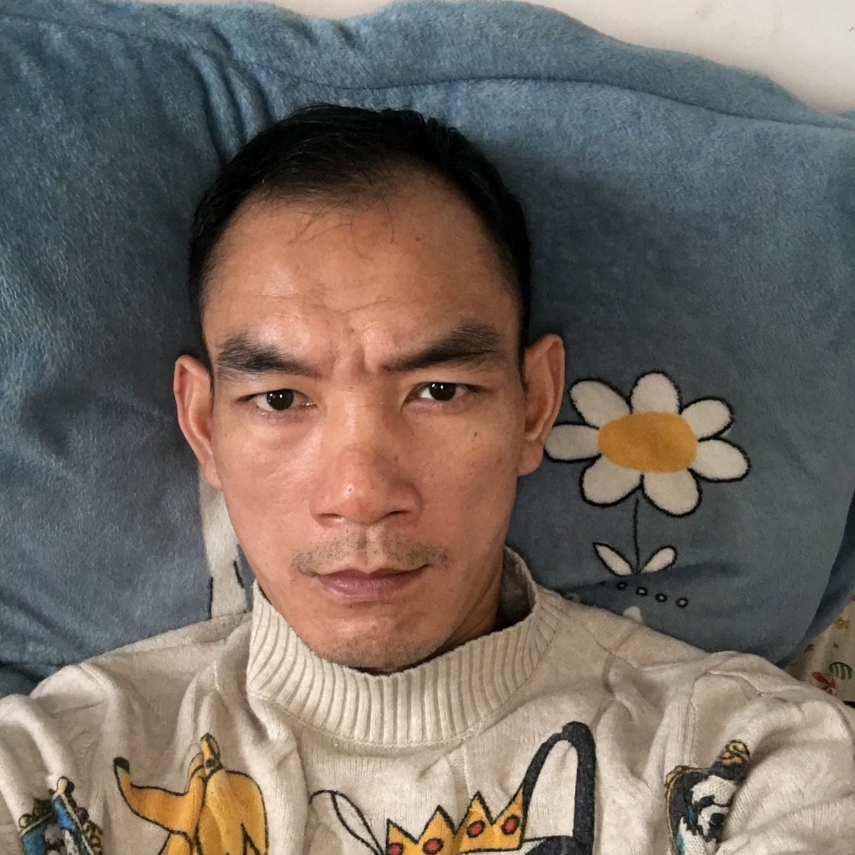 倥位的照片