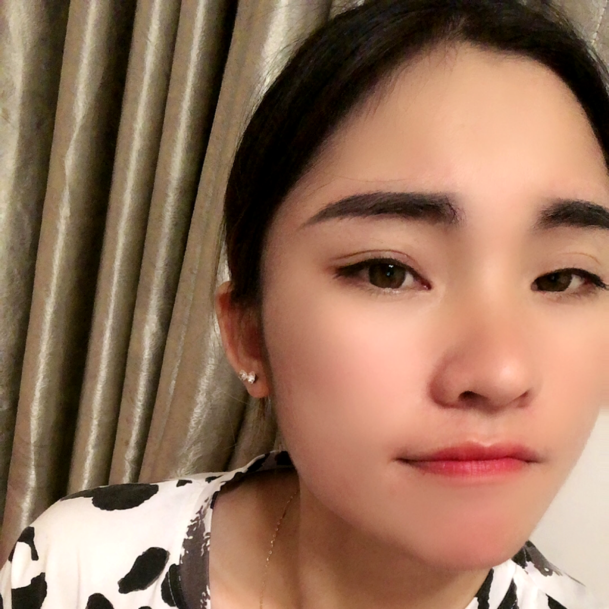 遗的照片