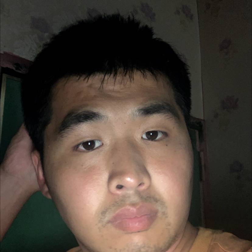 砖头深拥称心的照片