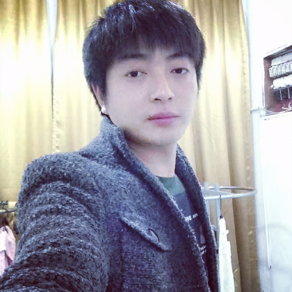 李辉洪的照片
