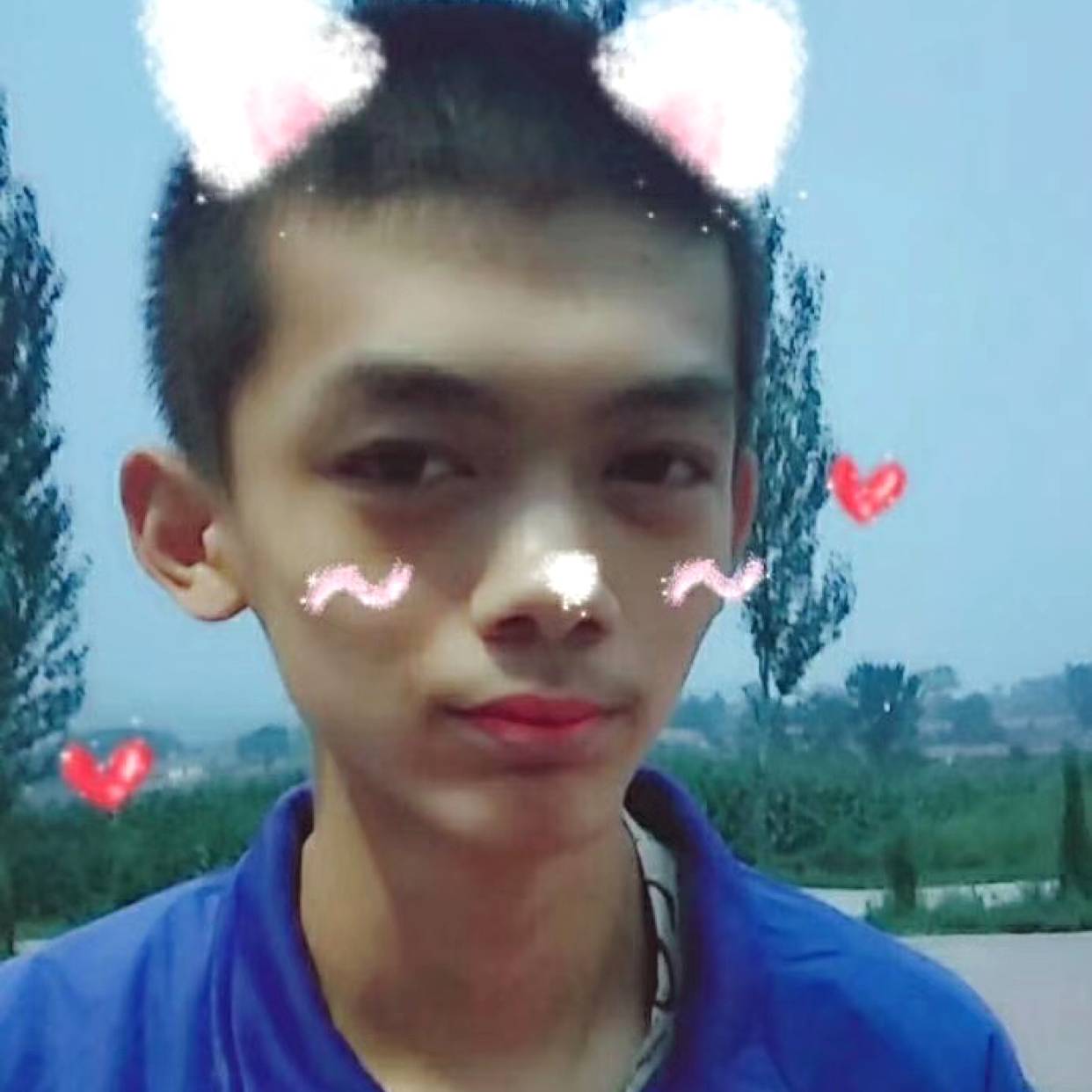 魔镜有开朗的照片