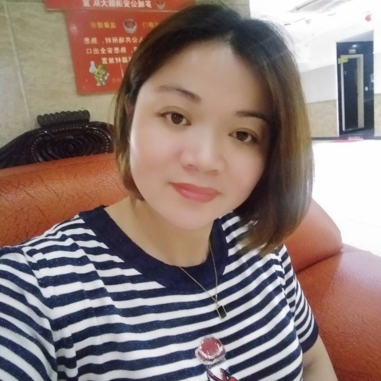 漠然踢琉璃的照片